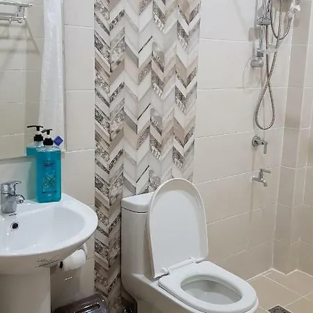 Acrige Apartelle 2-4 Pax Queen @ Heart Of Bogo City Banban Exterior photo